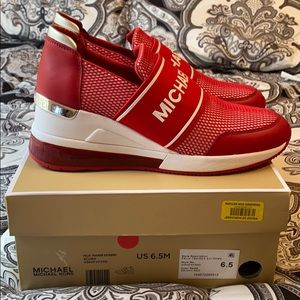 NWT Michael’s Kors Sneakers